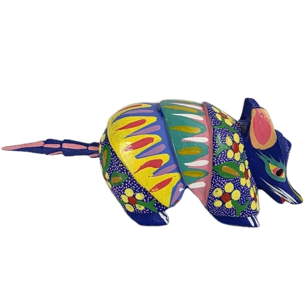 Oaxacan Alebrije Armadillo Carving – Oaxaca Mexico Folk Art